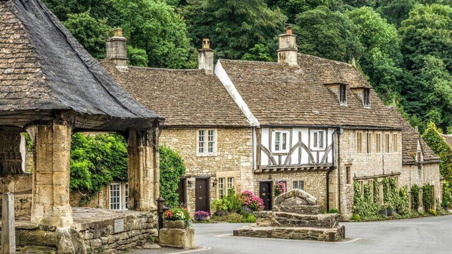 Castle Combe Marketplace