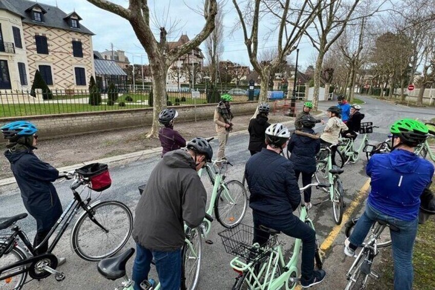 Guided and Private Bike Tour of Cabourg and Dives-sur-Mer