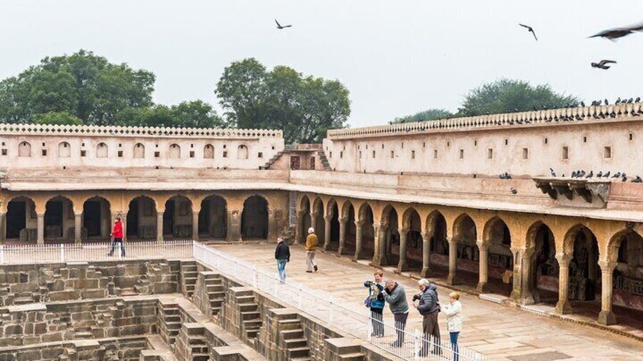 Visitors are take pict of Chand Baori.