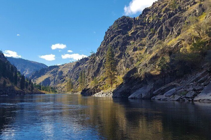 Guided Scenic Float Day Trip on the Salmon River