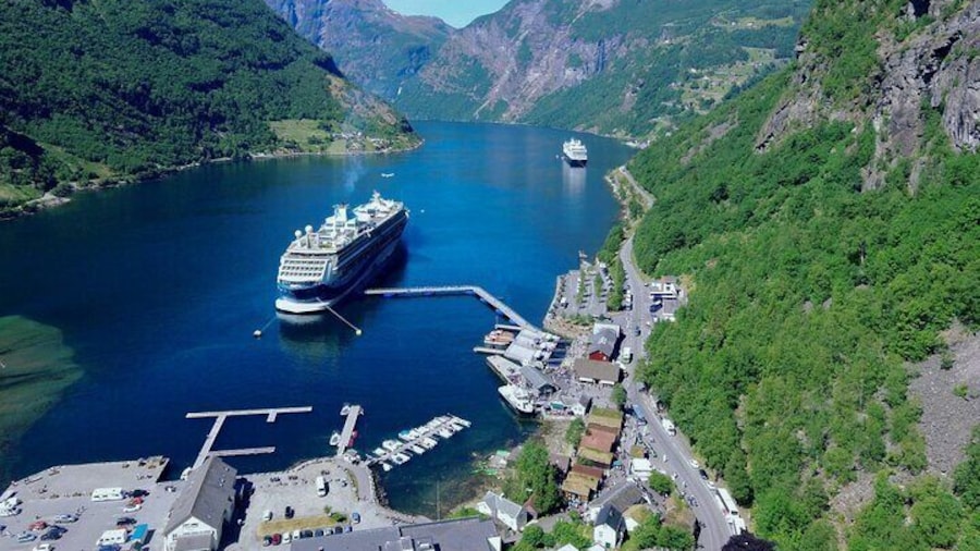 Geiranger: Excursions.no Mount Dalsnibba & Eagle's Bend
