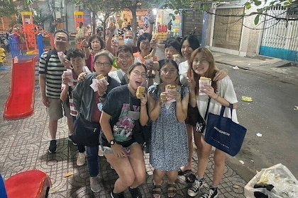 Saigon Small-Group/Private Walking Food Tour with 13 Tastings