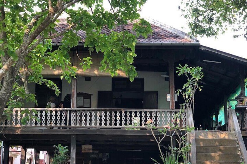 Morning Walking Tour at Local Livelihood in Battambang