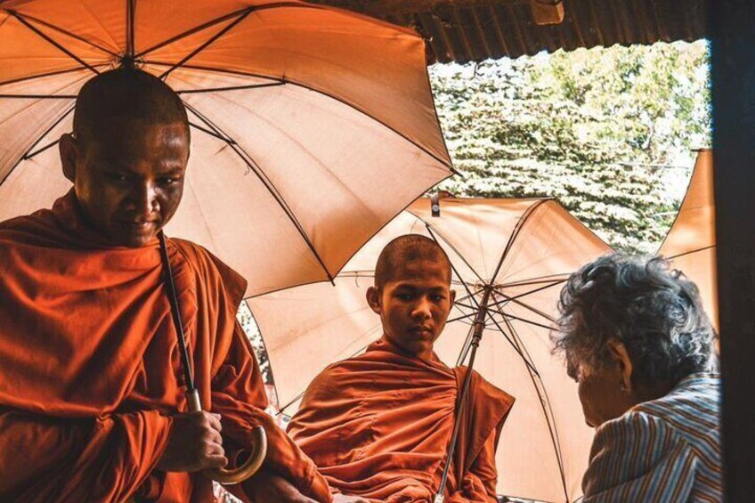 Morning Walking Tour at Local Livelihood in Battambang