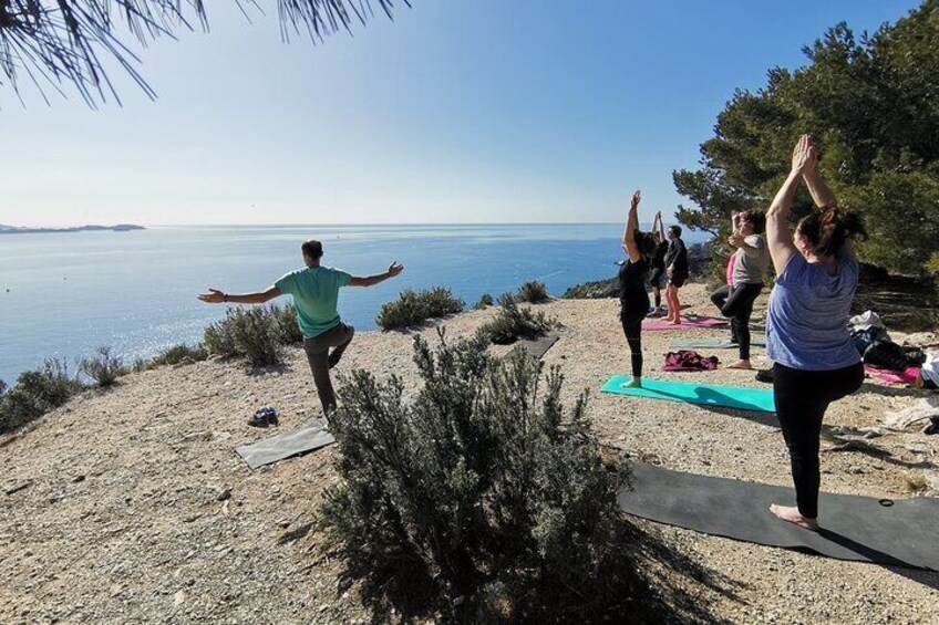 Hike and Yoga session to Calanques of Marseille