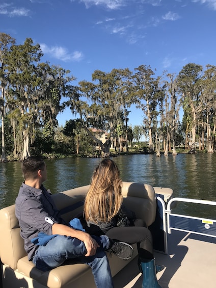 One hour Pontoon Boat Cruise of The Chain of Lakes