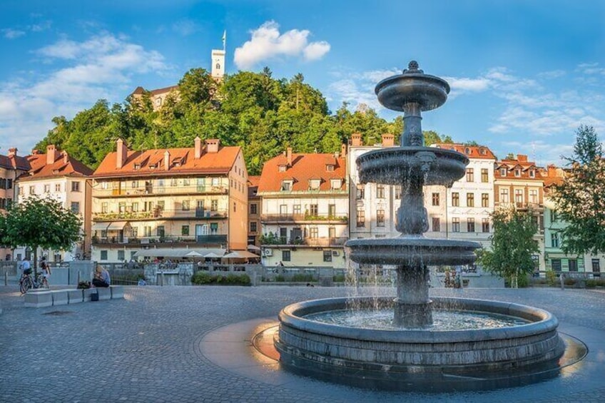 Private Day Tour of Ljubljana and Lake Bled from Vienna