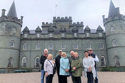 Visite des pierres dressées, des châteaux d'Inveraray et de Kilchurn et des...