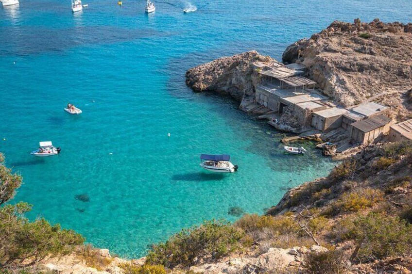 Private Boat Rental for 6 People 8 Hours in Ibiza
