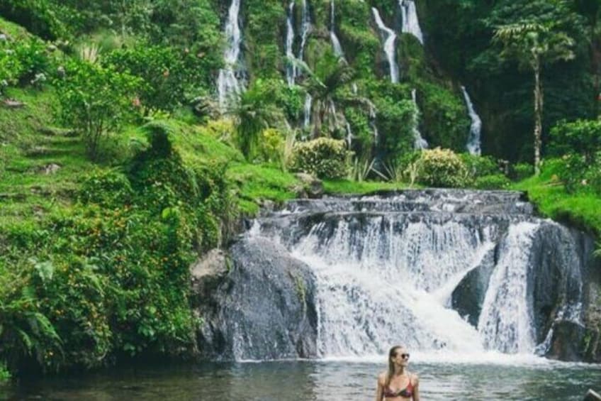 Full-Day Private Tour of Santa Rosa de Cabal and Hot Springs