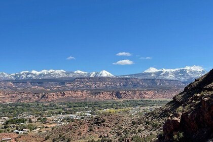45 Minutes Private La Sal Loop by Helicopter from Moab