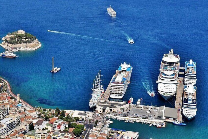 Kuşadası Port 