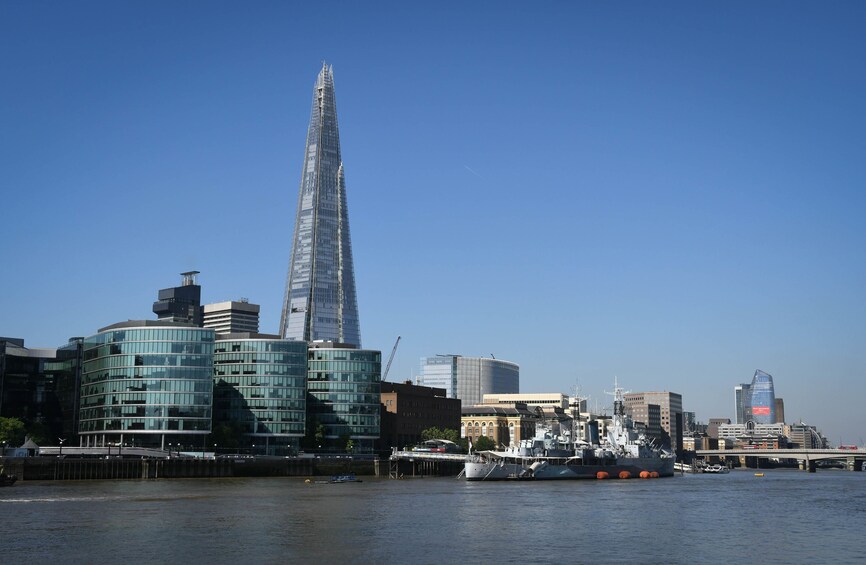 Go Up The Shard & See 30+ London Top Sights Walking Tour