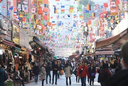 Seoul: Namdaemun Market Food Tour