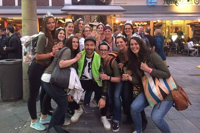 Frankfurt: Private Premium PubCrawl Tour