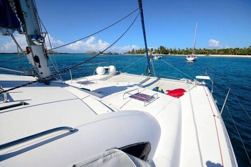 Private Luxury Sailing Catamaran for up to 6 passengers