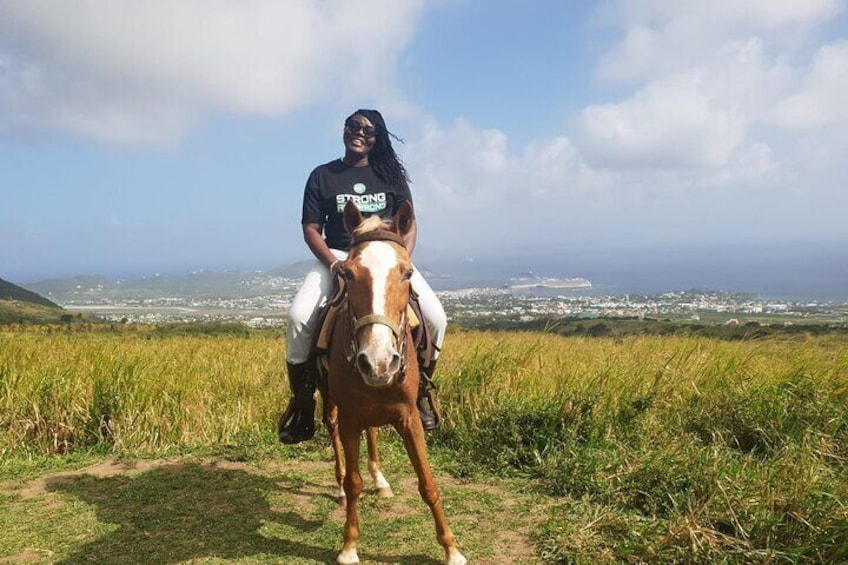 3 Hours Horseback Riding from Nature Trails to Sofa Stone