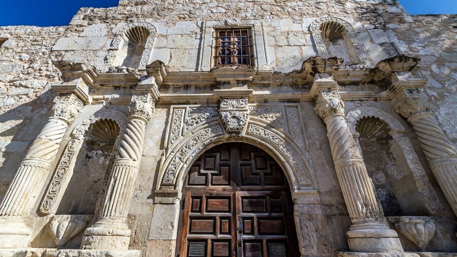 History and Heroes of the Alamo Fortress: Ticket with Audio Tour