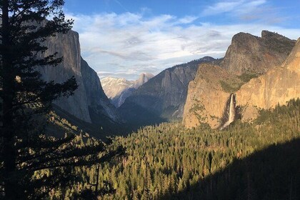 A Drive through John Muir’s Yosemite Valley: A Self-Guided Audio Tour