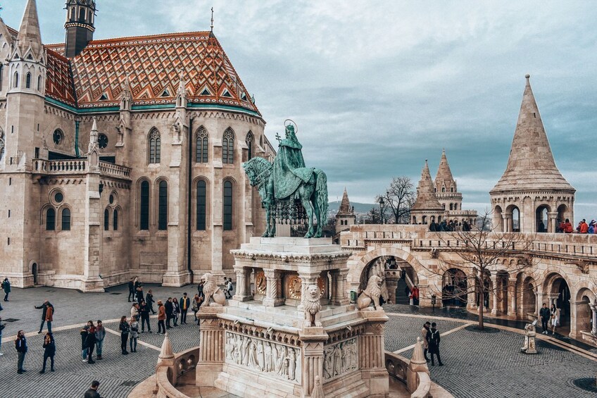 Budapest Audio Tour and Historical Walk of Buda Castle Hill
