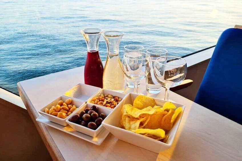 Boat ride in Tagus river