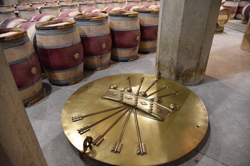 Private Tour on the Route des Grands Vins du Médoc with Visits and Tastings