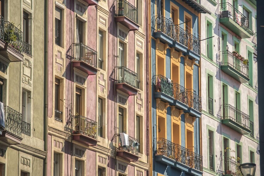 Explore the Beauty of Bilbao by Foot with Audio Tour