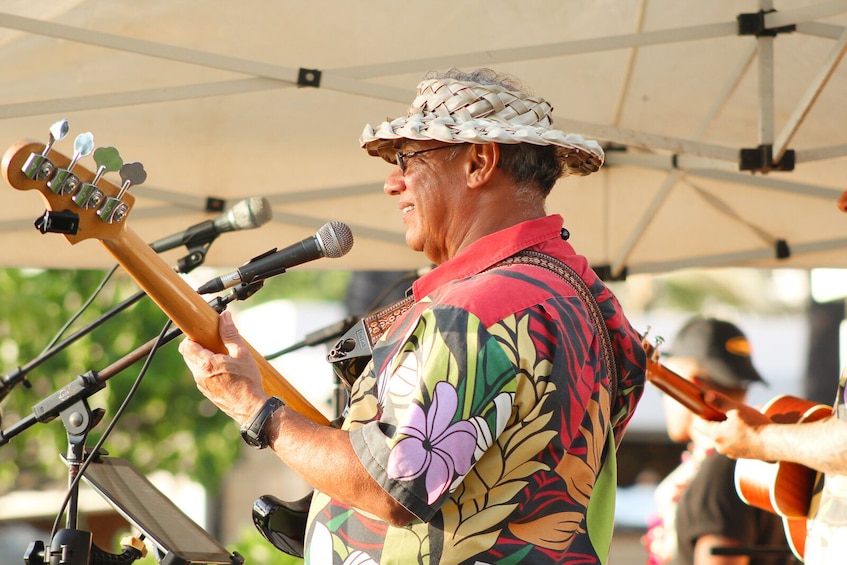 Diamond Head Luau at the Waikiki Aquarium