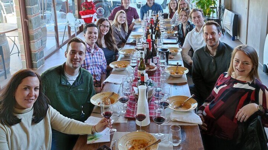 Light lunch and wine tasting on the hills of Lucca
