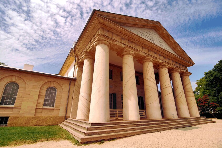 Arlington Cemetery Tour and DC Highlights Tour