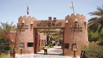 Discover Abu Dhabi with a private vehicle - Half day