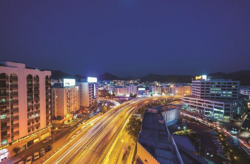 Discover Muscat with a private vehicle - Full day