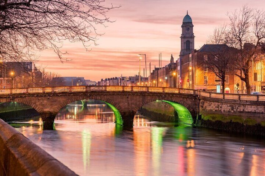 Dublin Highlights Self Guided Scavenger Hunt and City Walking Tour