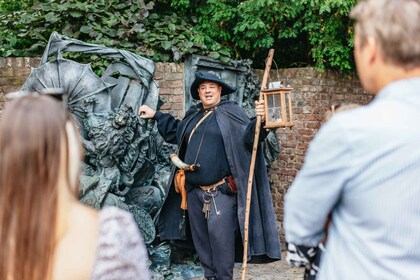Düsseldorf: Guided Tour with a Night Watchman