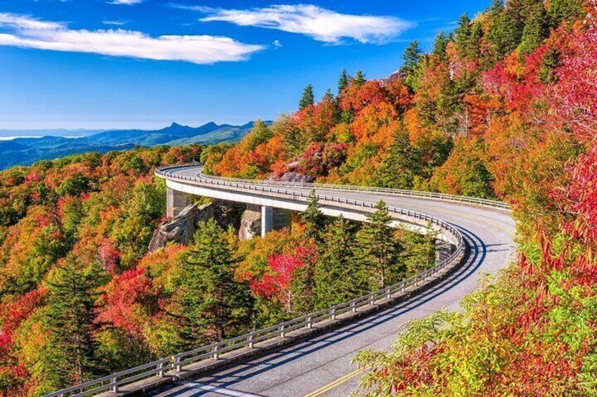 Self-Guided Driving Audio Tour into Scenic Blue Ridge Parkway