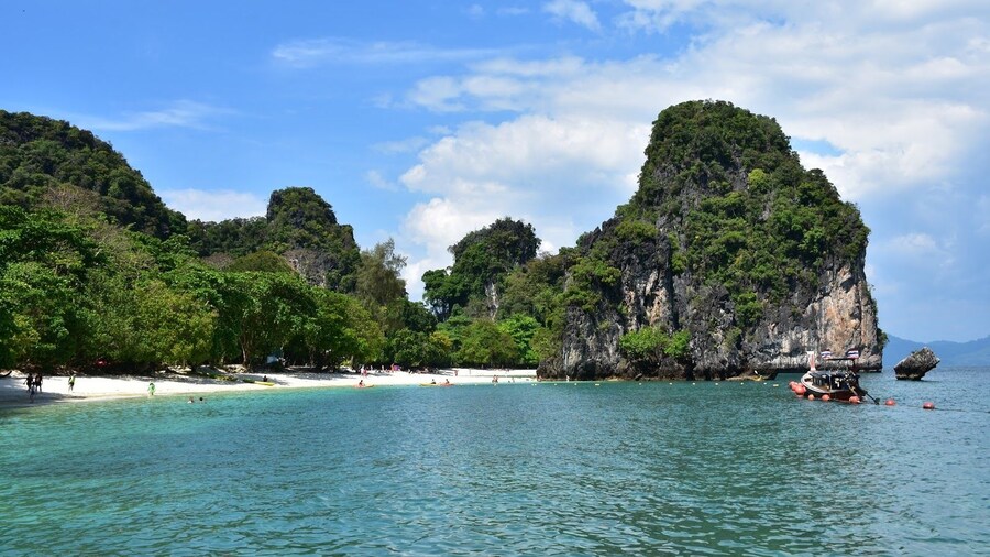 Private Hong Island Speed Boat Tour by Sea Eagle from Krabi