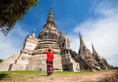 Da Bangkok: Tour in piccolo gruppo dei templi di Ayutthaya con pranzo