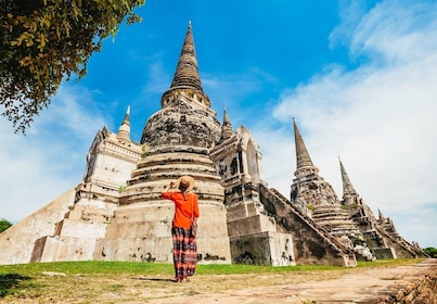 From Bangkok: Ayutthaya Temples Small Group Tour with Lunch
