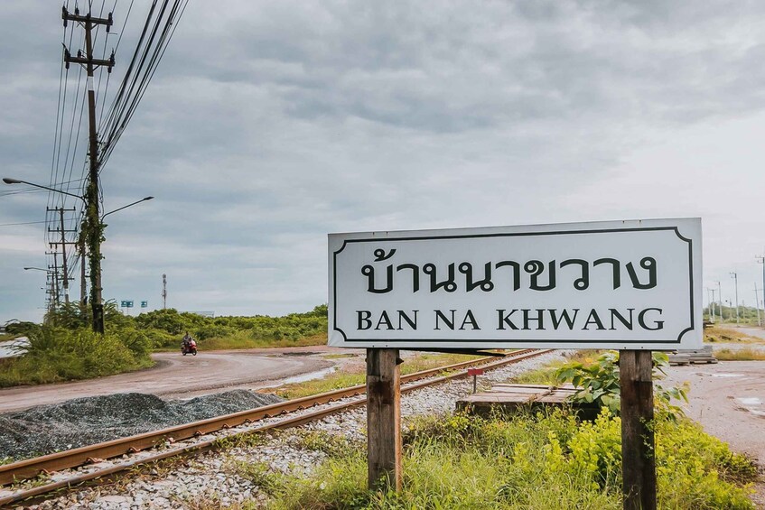 Picture 3 for Activity Bangkok: Damnoen Saduak Market and Maeklong Railway Market