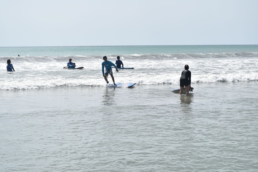 Dekom Surf Lesson