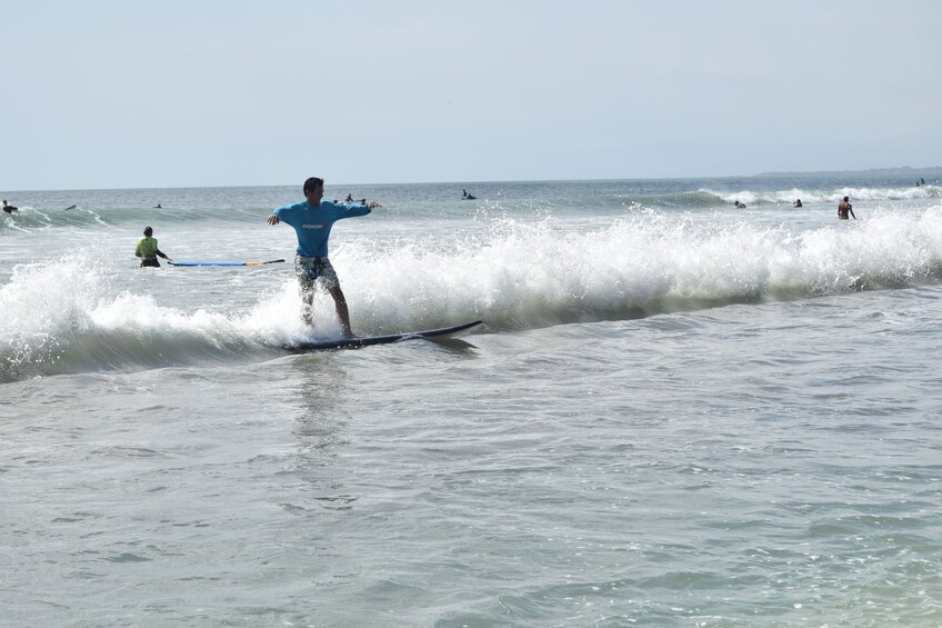 Dekom Surf Lesson