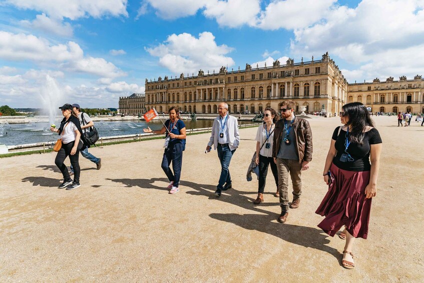 Picture 22 for Activity Versailles: Skip-the-Line Tour of Palace with Gardens Access