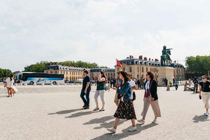 Picture 15 for Activity Versailles: Palace of Versailles and Marie Antoinette Tour