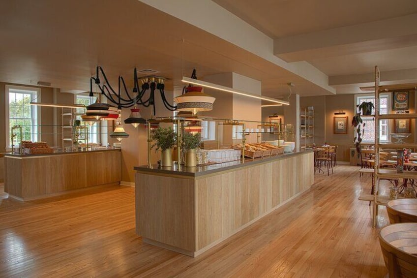 Our new Casa QC Bistro is open with seating for up to 150 guests!