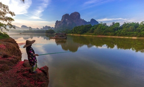 Krabi: Best Mountains and Beaches Private Sunrise Tour
