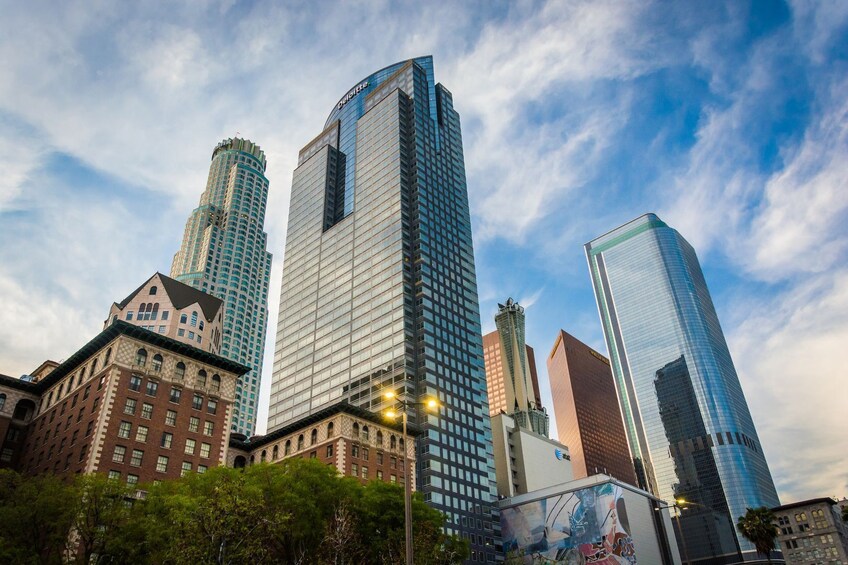 Los Angeles: Not Only the Entertainment City Self-Guided Audio Tour