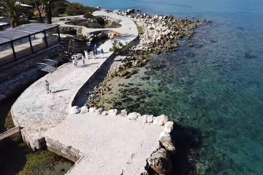 Myrtos, Melissani Lake and Drogarati Cave Tour