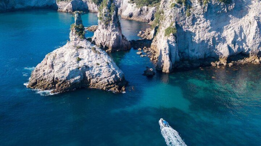 Covering over 25km of rugged Volcanic Coastline