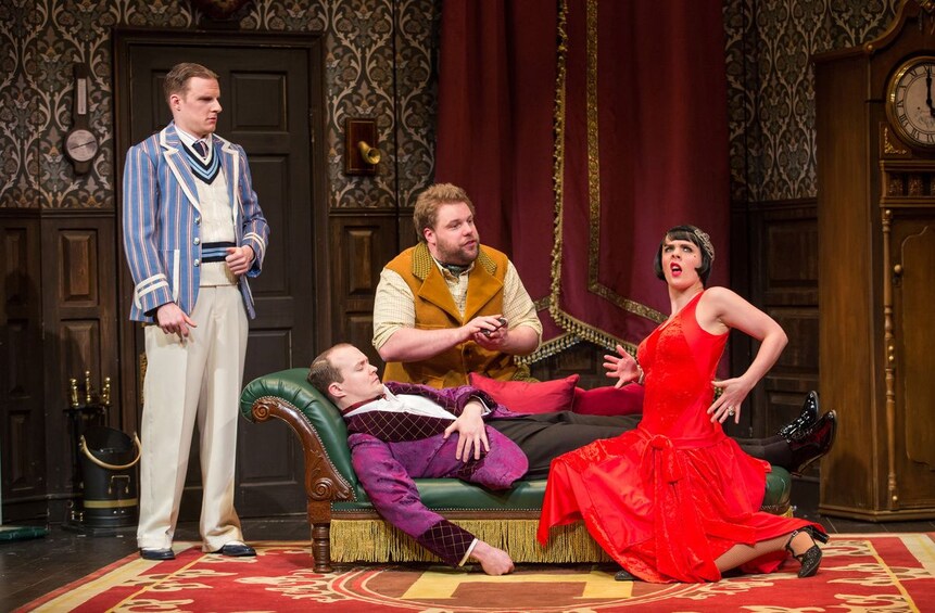 The Play That Goes Wrong Off-Broadway
