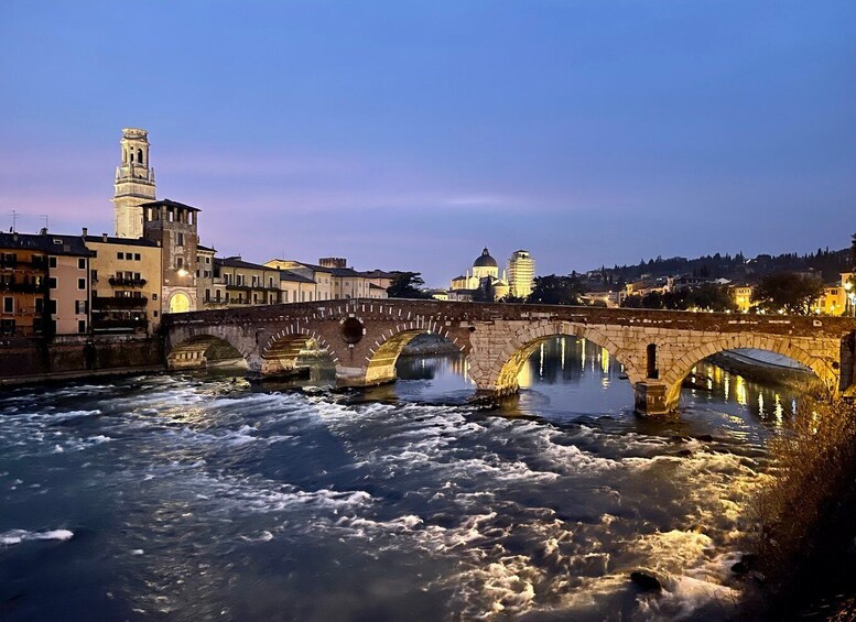 Picture 6 for Activity From Lake Garda: Verona Full-Day Bus Tour